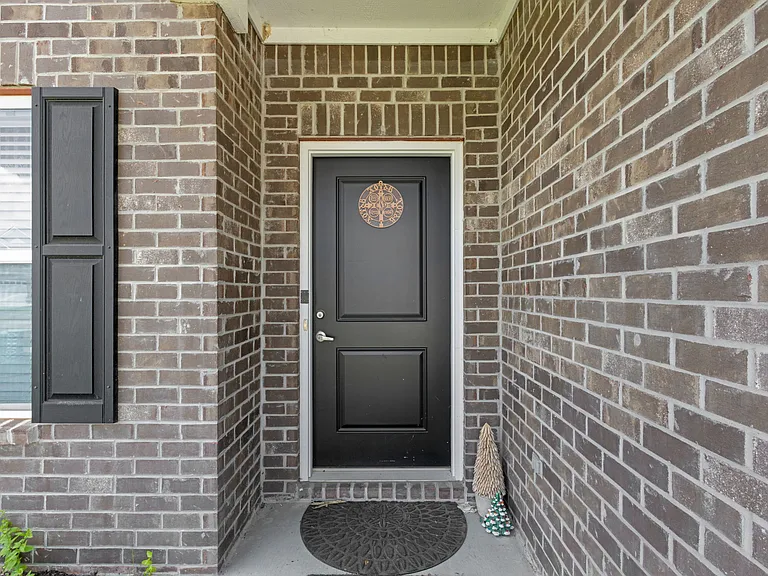165 Cape May Dr — Photo 4