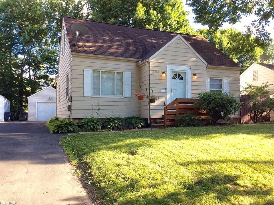 1st image of 1454 Bryden Dr