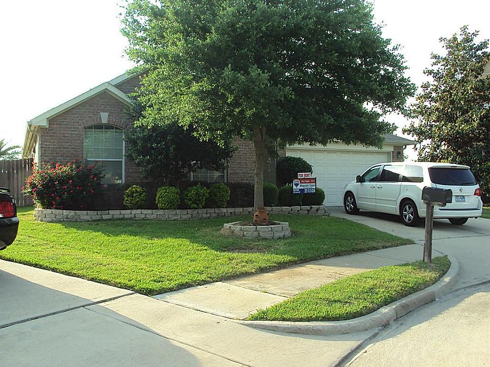1st image of 2715 Sabal Palms Ct