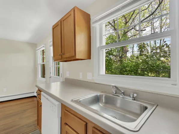 Savin Court Apartments, 783 Savin Ave #8c62ffc7d, West Haven, CT 06516