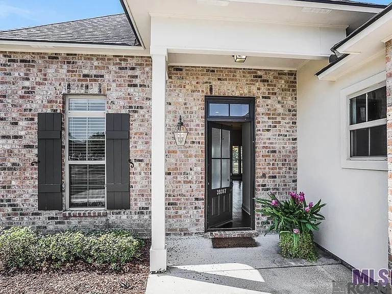 39307 Copperwood Ave — Photo 2