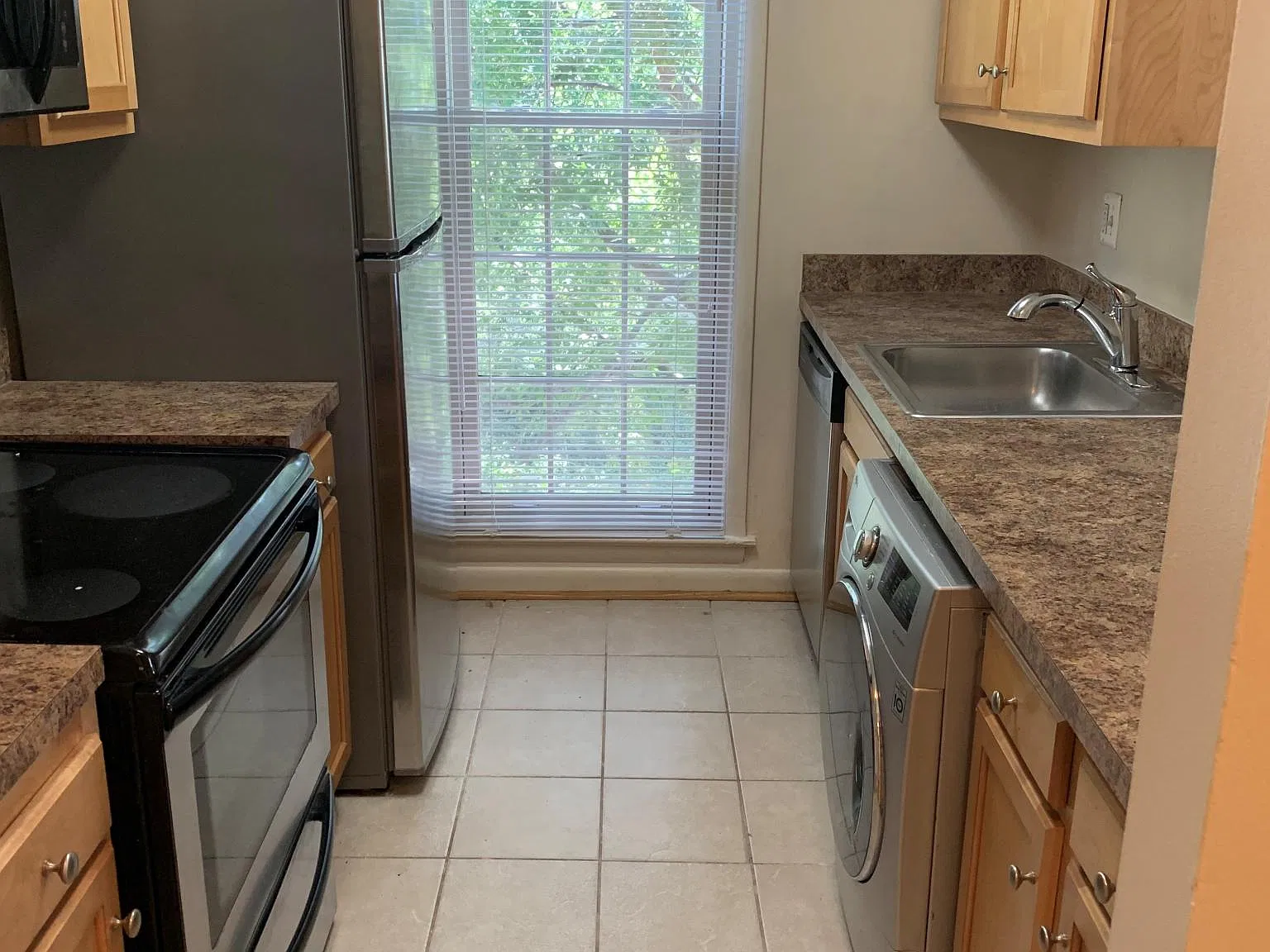 1 bed, 750 sqft, $2,495 — Photo 2