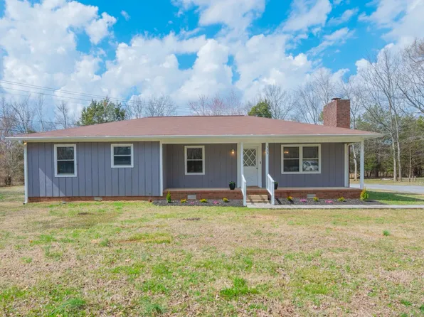 325 Kittrell Halls Hill Rd, Readyville, TN 37149