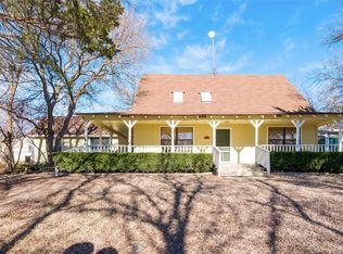 362 Crownover Rd, Waxahachie, TX 75167