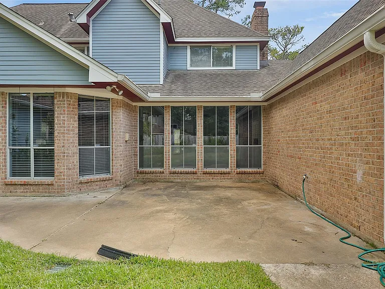 12002 Moorcreek Dr — Photo 46