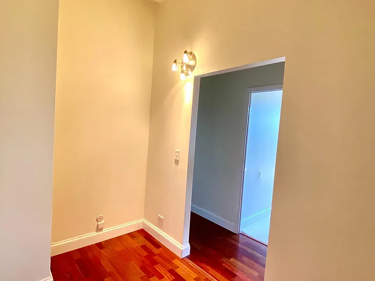 600 S Dearborn St #1202 — Photo 10