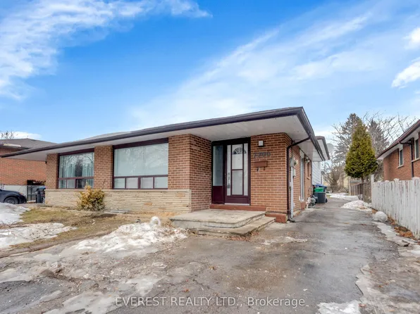 7790 Kittridge Dr, Mississauga, ON L4T 3J6