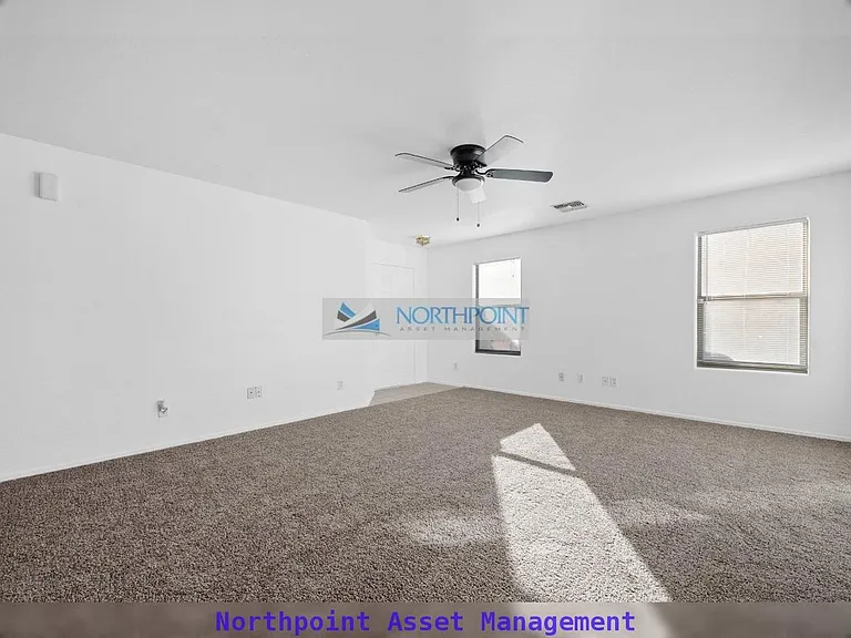 3220 S 81st Dr — Photo 3