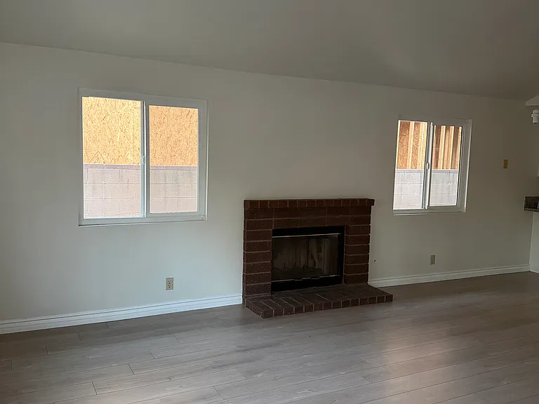 307 N Soldano Ave #1 — Photo 11