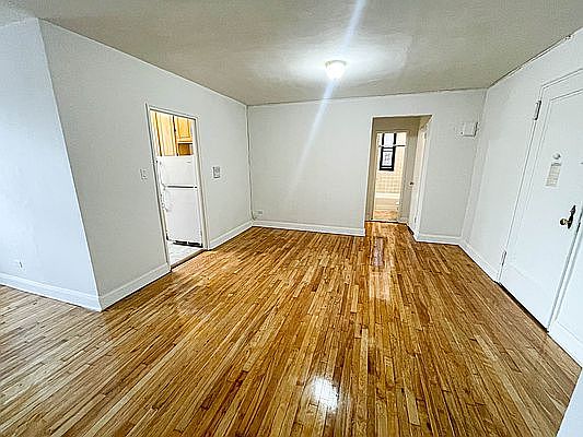 4th image of 93-10 Queens Blvd #4P