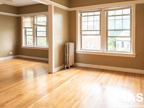 5th image of 5109 N Winchester Ave #2
