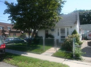 2539 125th St, Flushing, NY 11354