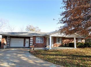 100 Jefferson Dr, Waterloo, IL 62298