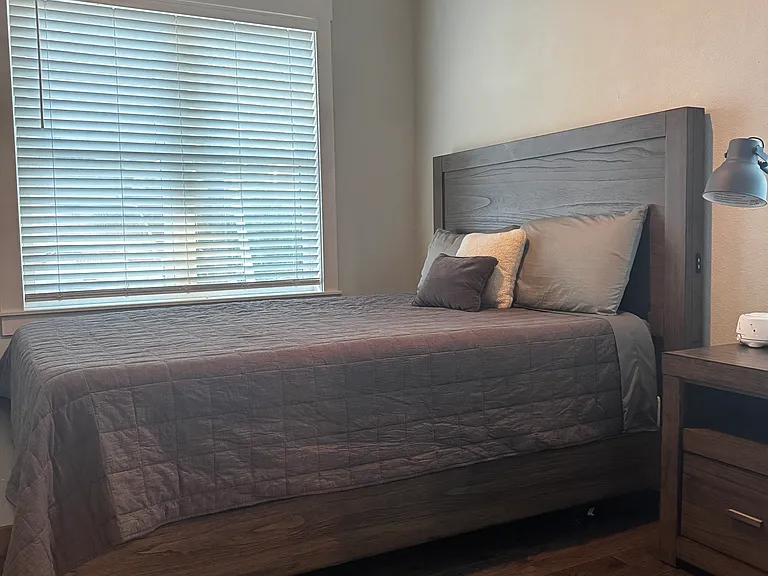 935 W Craig Pl #102 — Photo 16