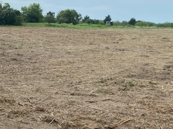 320 Birdwell Rd, Corsicana, TX 75110