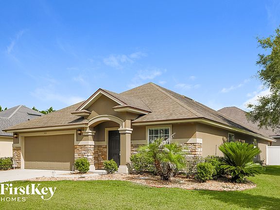 3rd image of 523 Chestwood Chase Dr
