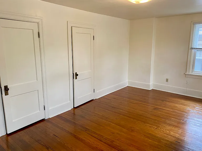808 Hamilton Blvd — Photo 10