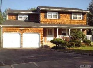 3714 Berne Rd, Wantagh, NY 11793
