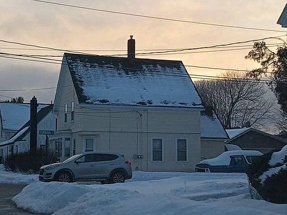 2nd image of 11 Farrington St