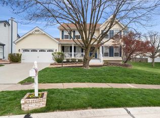 2440 Peaceful Ct, Ballwin, MO