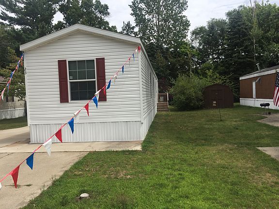 2nd image of 2701 Huizenga St Trlr 23