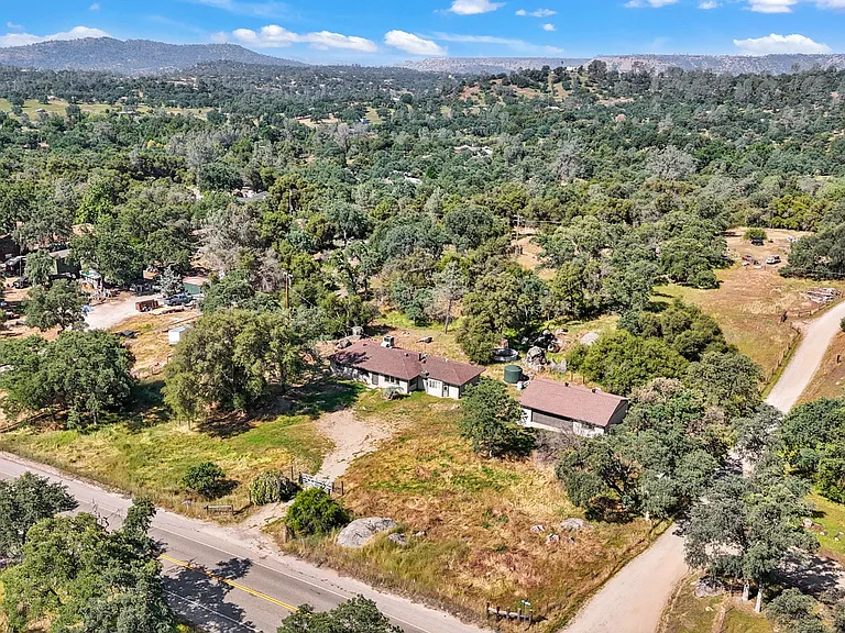 31331 Auberry Rd — Photo 29