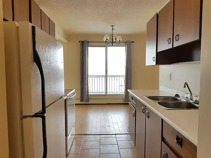 Cozy and Convenient Unit in Innisfail (RP048) — Photo 2