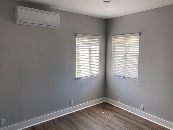 5th image of 116 W Cerritos Ave