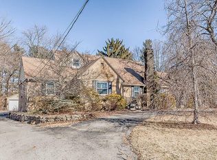 800 E 84th St, Indianapolis, IN 46240