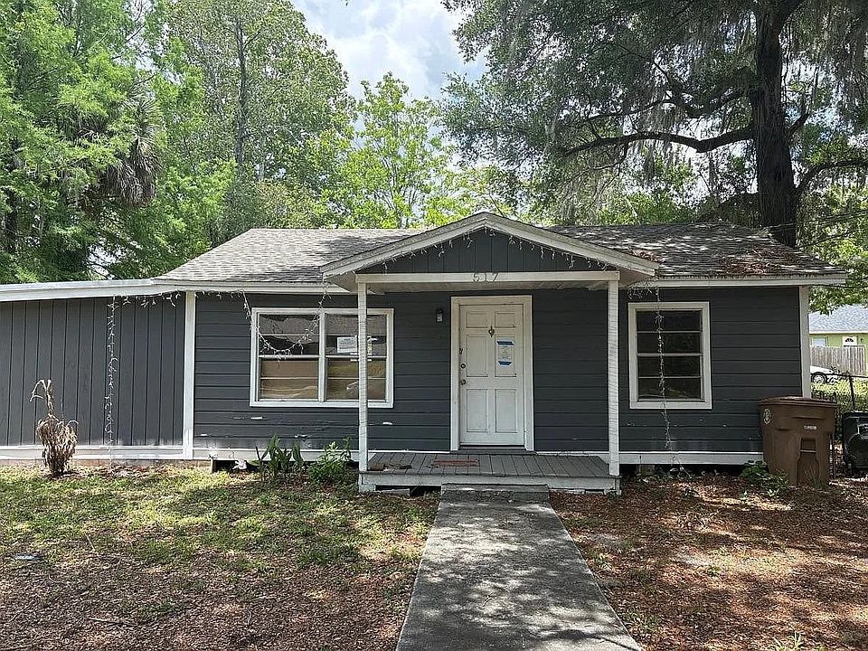 1st image of 517 NW 26th St