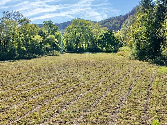 23rd image of this home