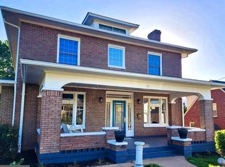 515 4th St, Shenandoah, VA 22849