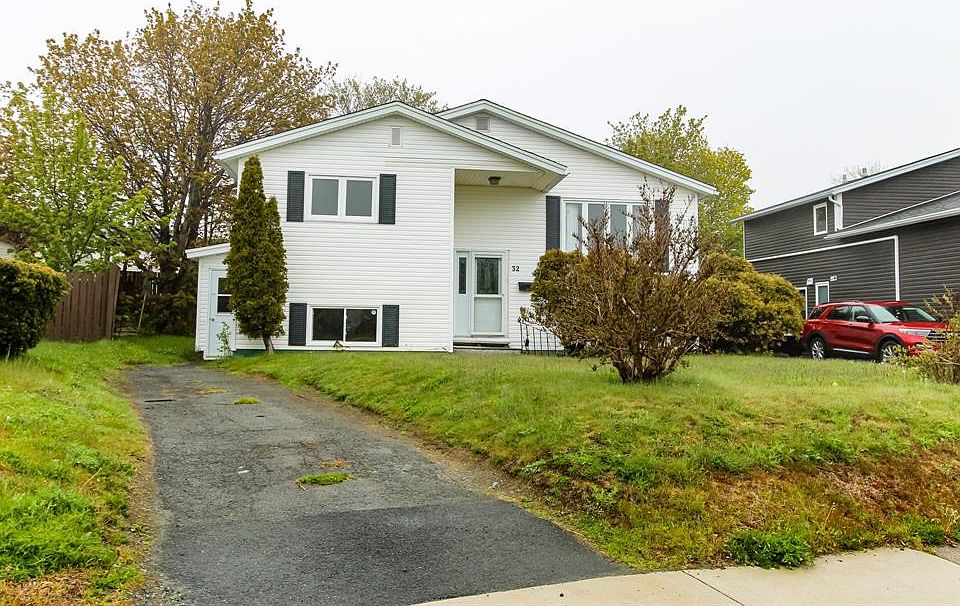 1st image of 32 Drake Crescent