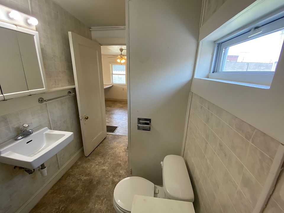 1642 Main St. Apartment Rentals Alton, IL Zillow