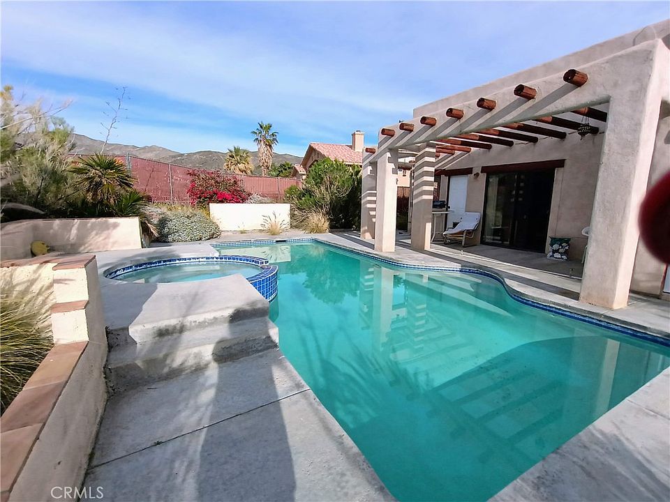 1st image of 10111 Cactus Dr