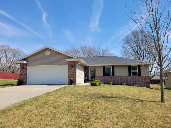 2421 Whitlow Ave, Auburn, NE 68305