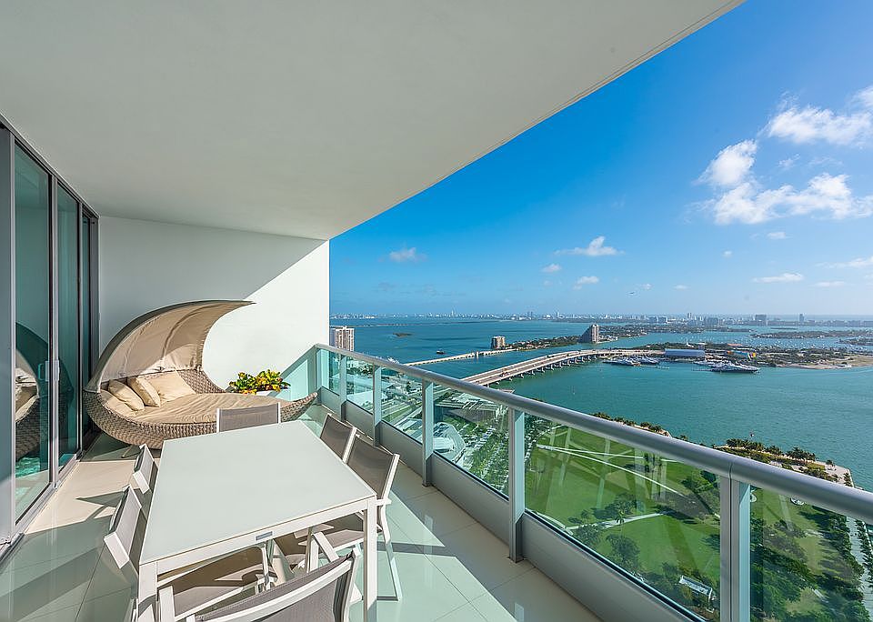 1st image of 900 Biscayne Blvd APT 4505