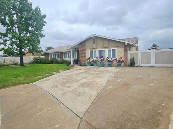 4812 Harwood Ct