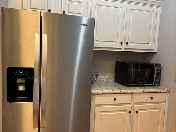 3rd image of 323 Jack Francis Rd