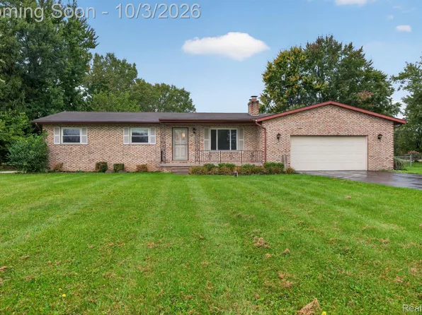 11025 Miller Rd, Swartz Creek, MI 48473
