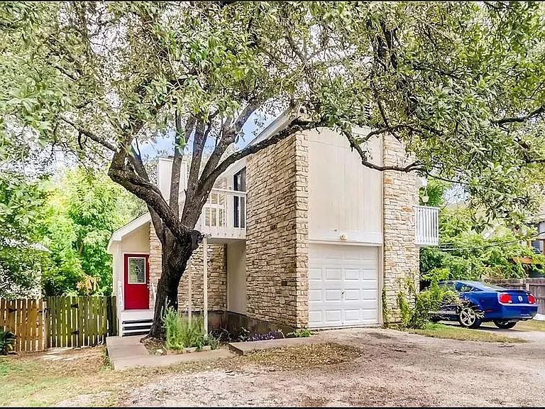 2500 Jones Rd #A — Photo 1
