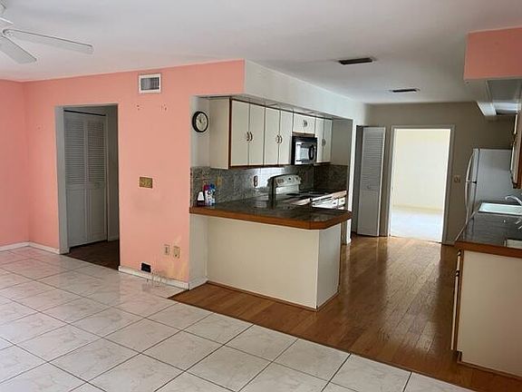 5th image of 3736 Edgar Avenue