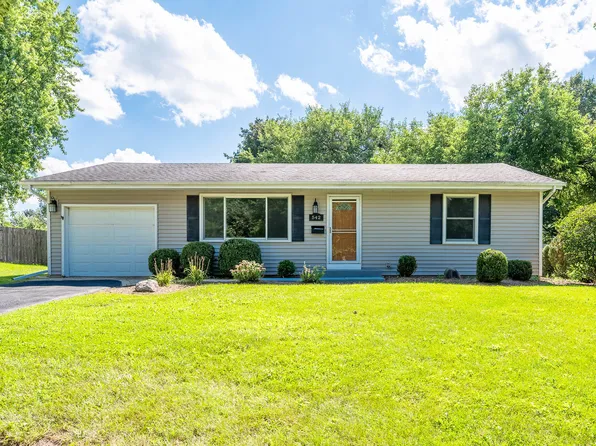 542 S 14th St, St Charles, IL 60174