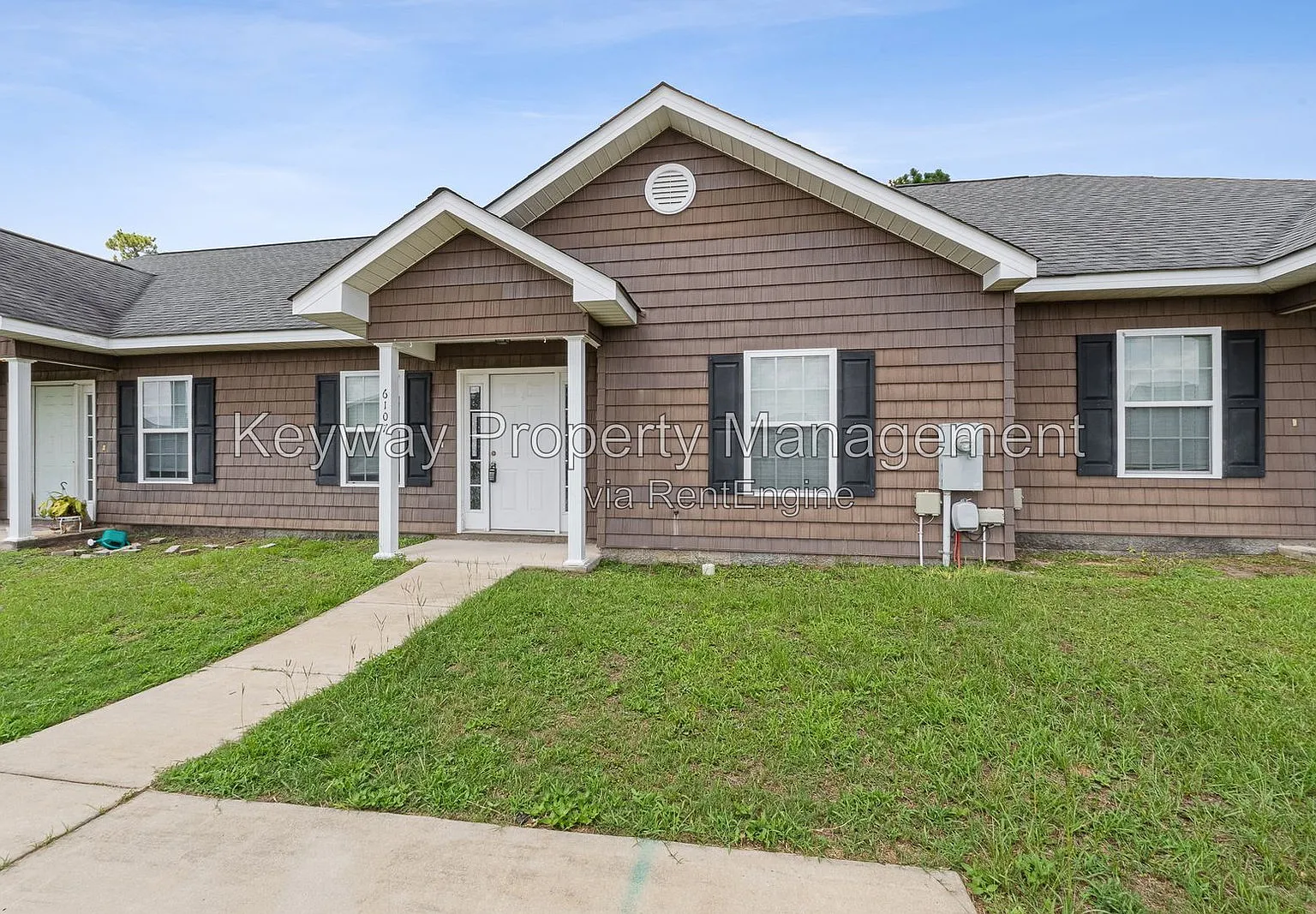 2 bed, 2.0 bath, 1144 sqft, $1,320 — Photo 2