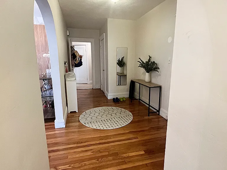 95 Westbourne Ter #1 — Photo 17