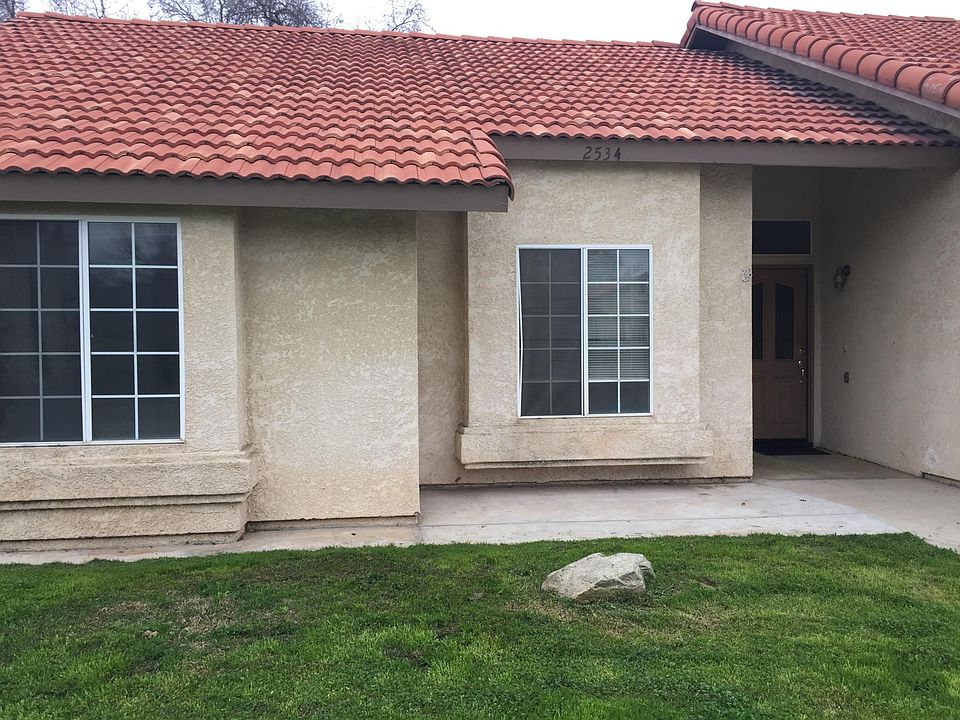 2nd image of 2534 E Arcata Ct