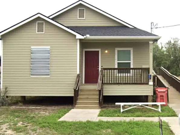1105 Kansas St, Robstown, TX 78380
