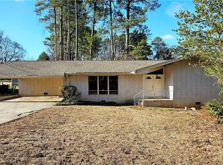 2418 Henderson Rd, Tucker, GA 30084