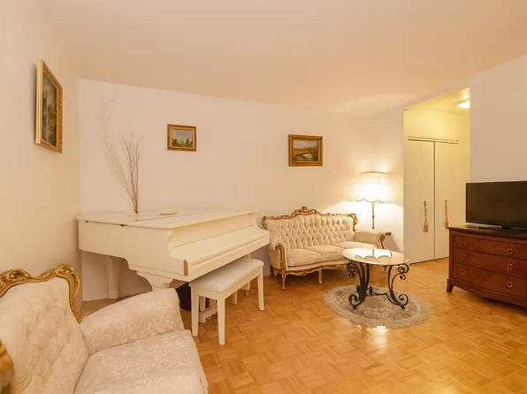 100 Central Park South image 1 of 4