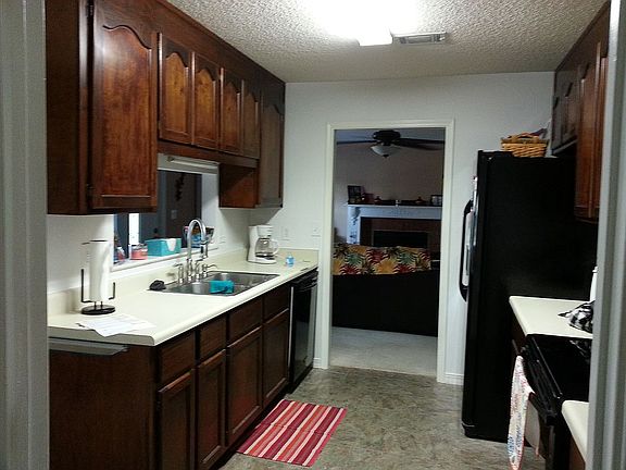 3rd image of 2060 Burjonik Dr